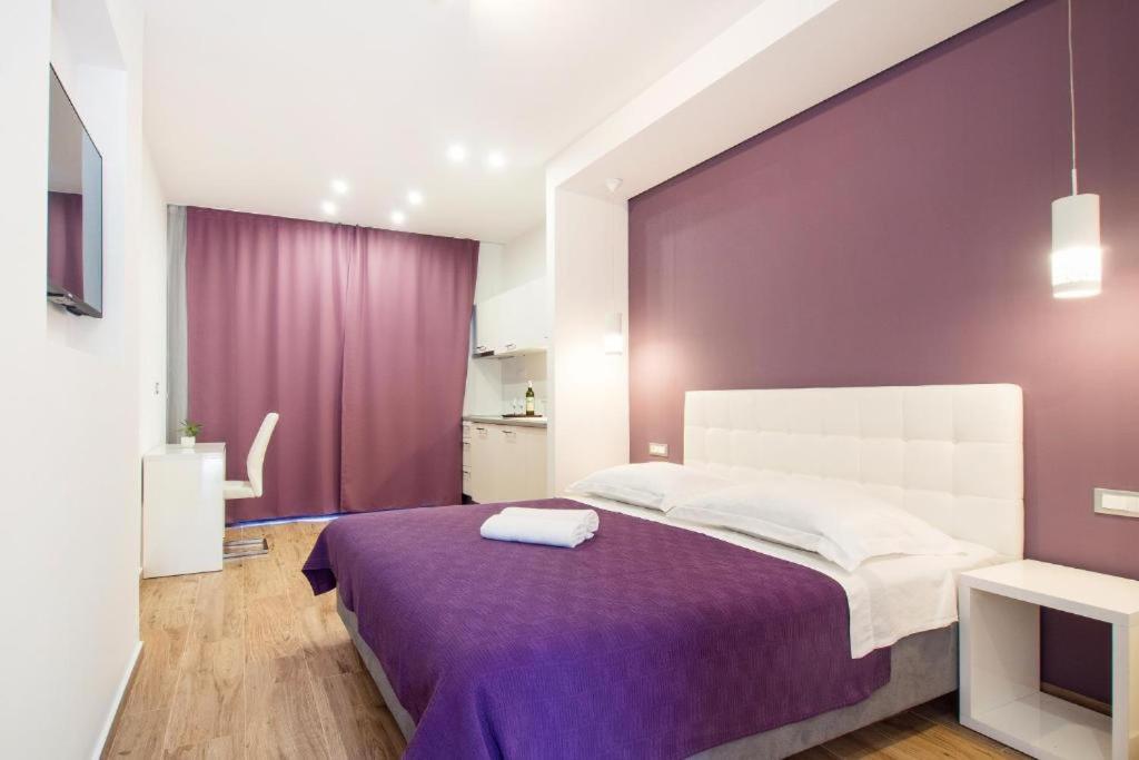 Bed & Breakfast Pino Подстрана Екстериор снимка