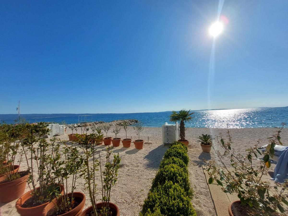 Bed & Breakfast Pino Подстрана Екстериор снимка