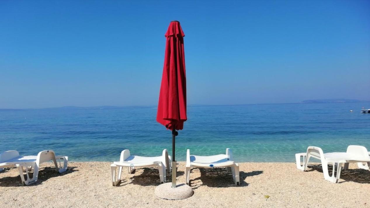 Bed & Breakfast Pino Подстрана Екстериор снимка